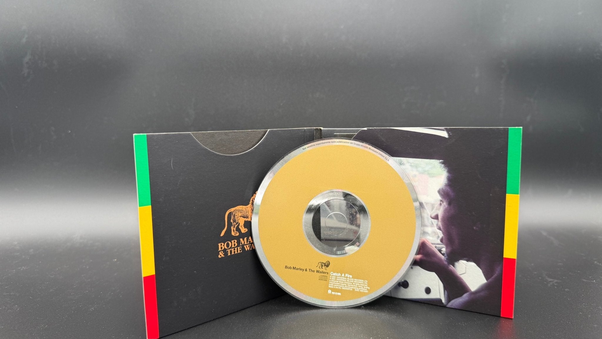 Bob Marley - CATCH A FIRE