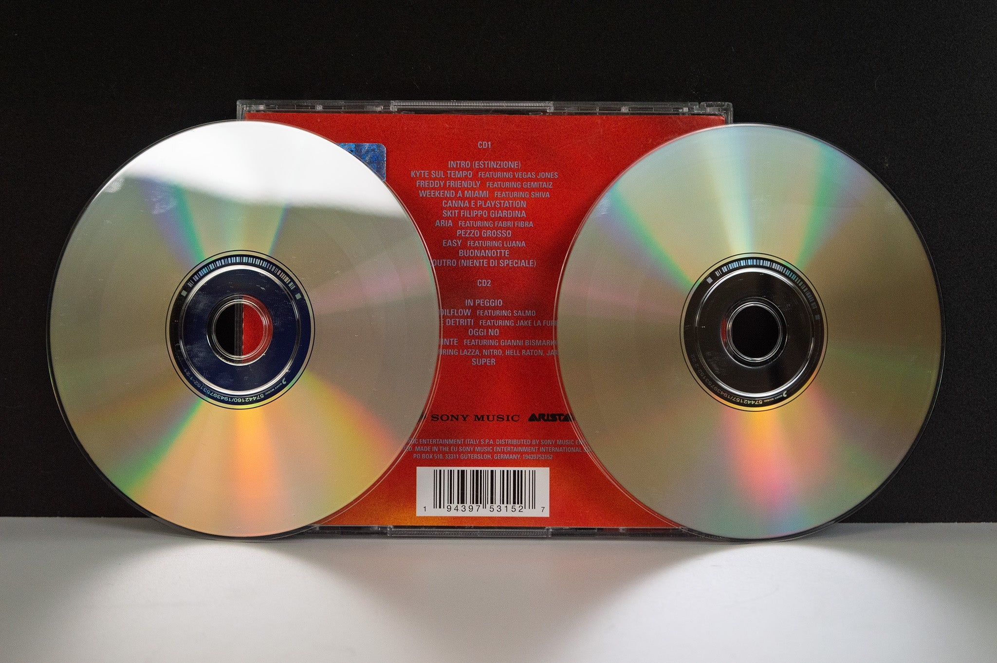 Dani faiv - SCUSATE SE ESISTIAMO